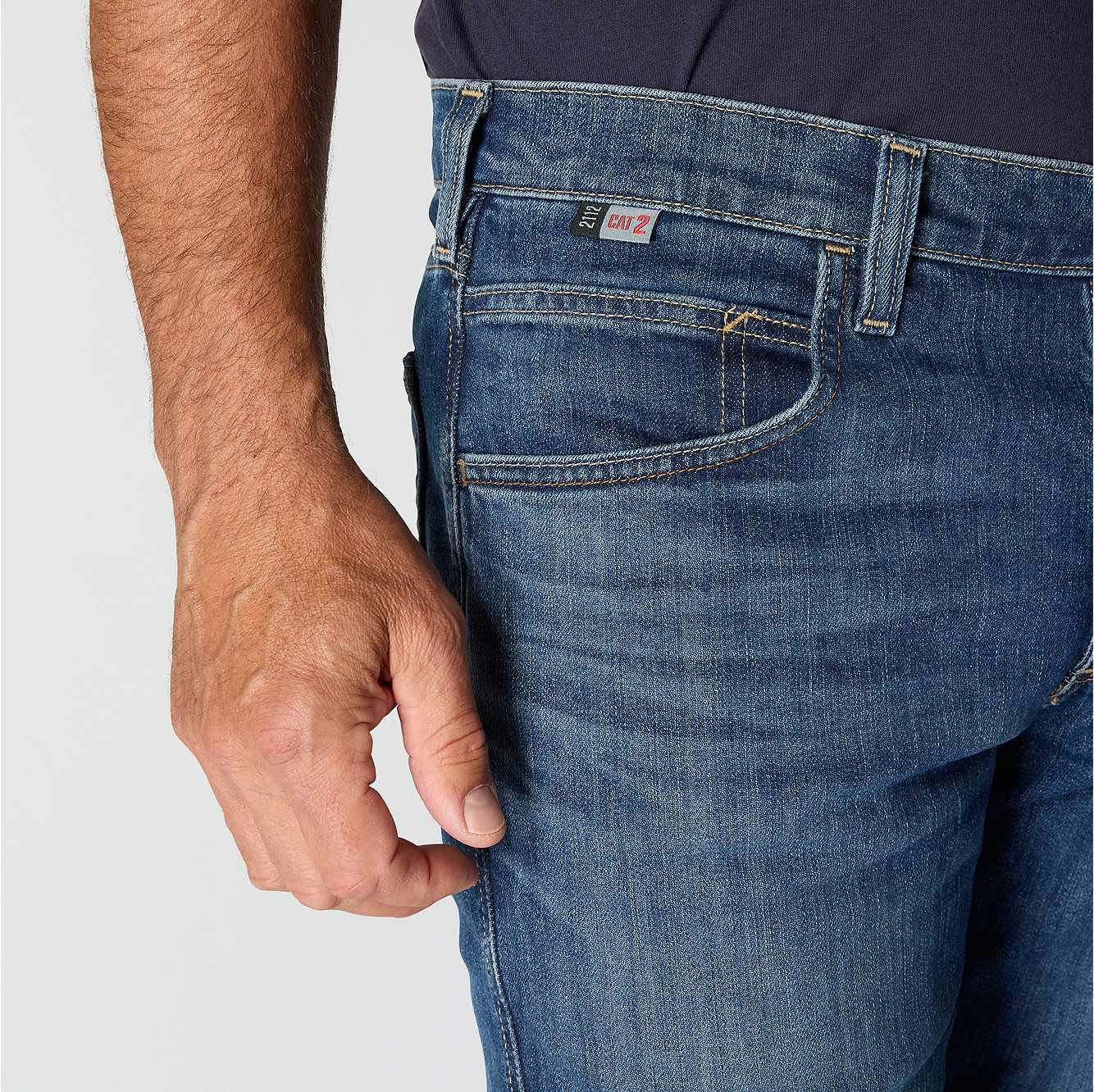 FR Relaxed Bootcut Rugged Flex™ Jean